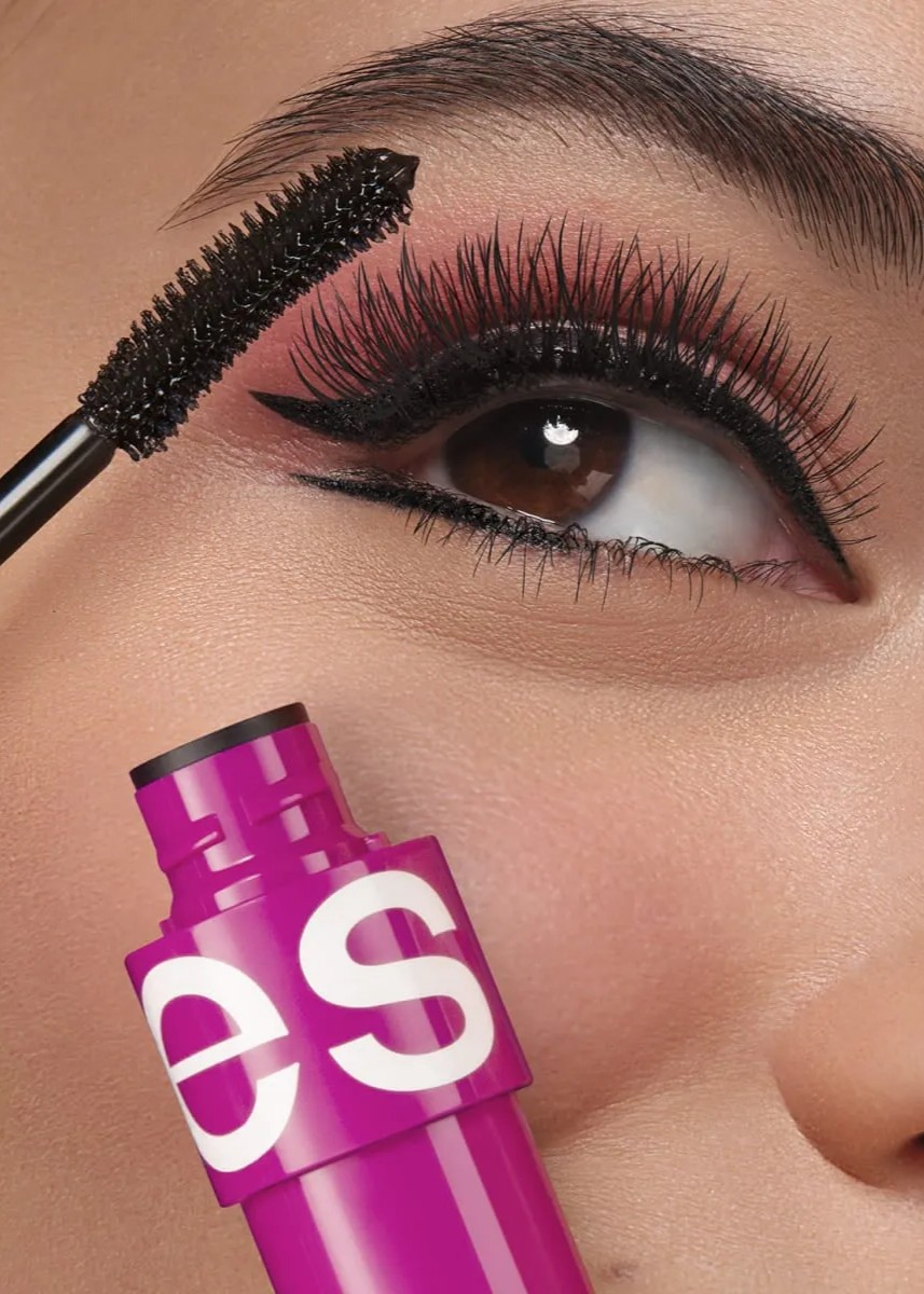 Máscara de Pestañas Fácil Retirado Mega Full Size Esika 4 Máscara de Pestañas Fácil Retirado Mega Full Size Esika - Image 4