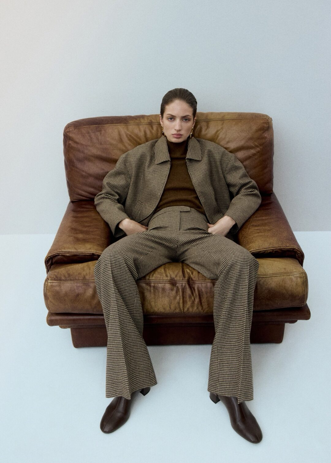 Pantalón mezcla lana Mango