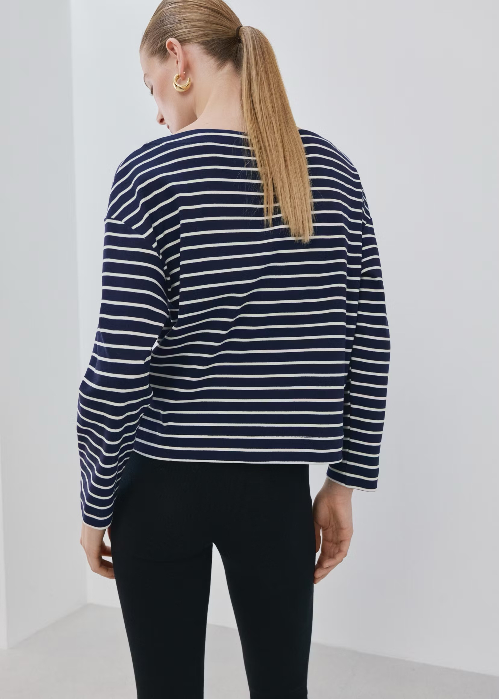 SUDADERA RAYAS CUELLO BARCO MANGO 4 SUDADERA RAYAS CUELLO BARCO MANGO - Image 4