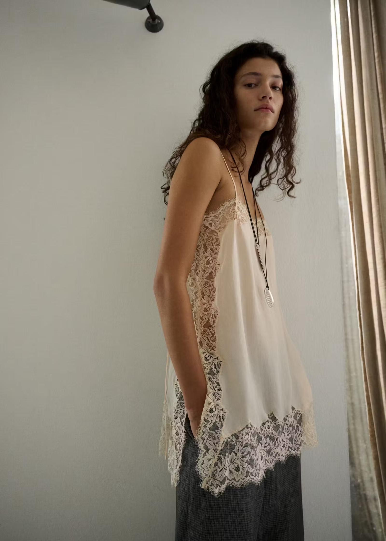 TOP LENCERO ENCAJE MANGO 1 TOP LENCERO ENCAJE MANGO